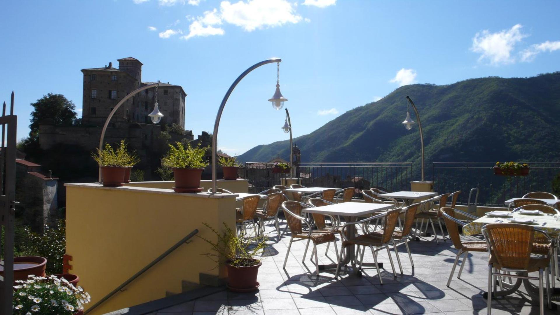 Albergo Cecchin Balestrino Exterior photo